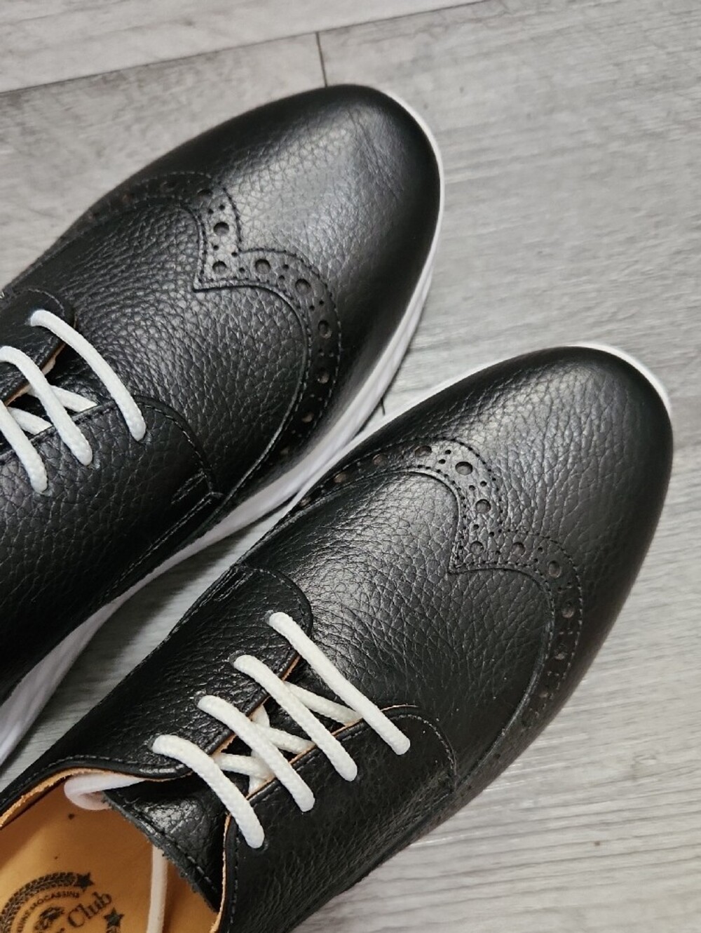 Driver Club USA Raleigh Wingtip Lace Up Sneakers Grainy Black Womens Size 7.5 - Picture 8 of 13